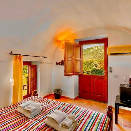 Della Porta, Amalfi Coast - Historical Heritage 3* ヴィーコ・エクエンセ