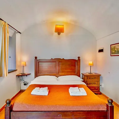Della Porta, Amalfi Coast - Historical Heritage Vico Equense